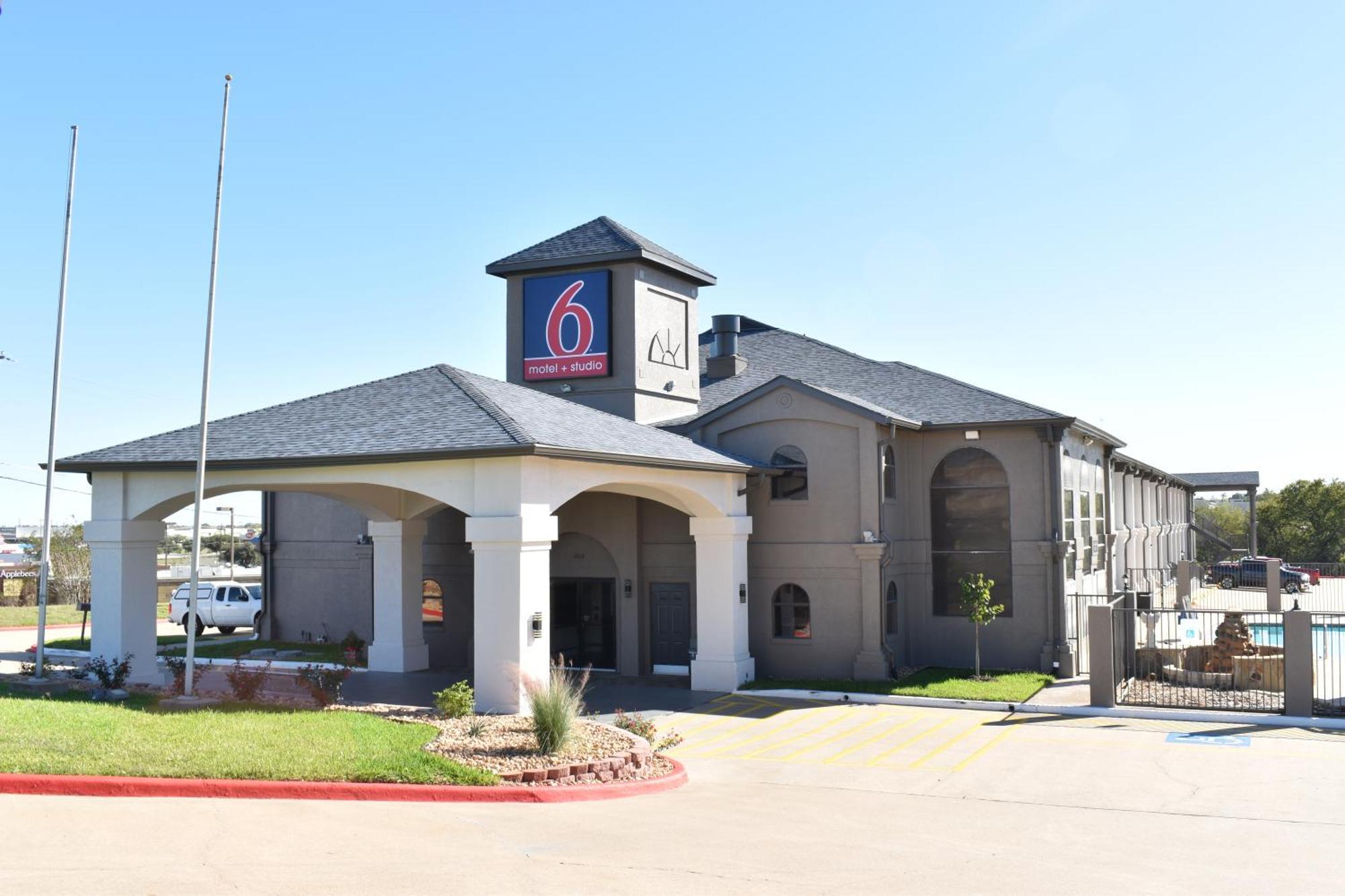 Motel 6-Brenham, TX Buitenkant foto